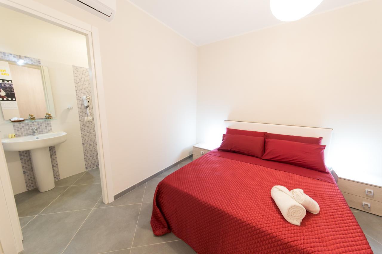 Il Piccolo Diavolo Apartment Taormina Bagian luar foto