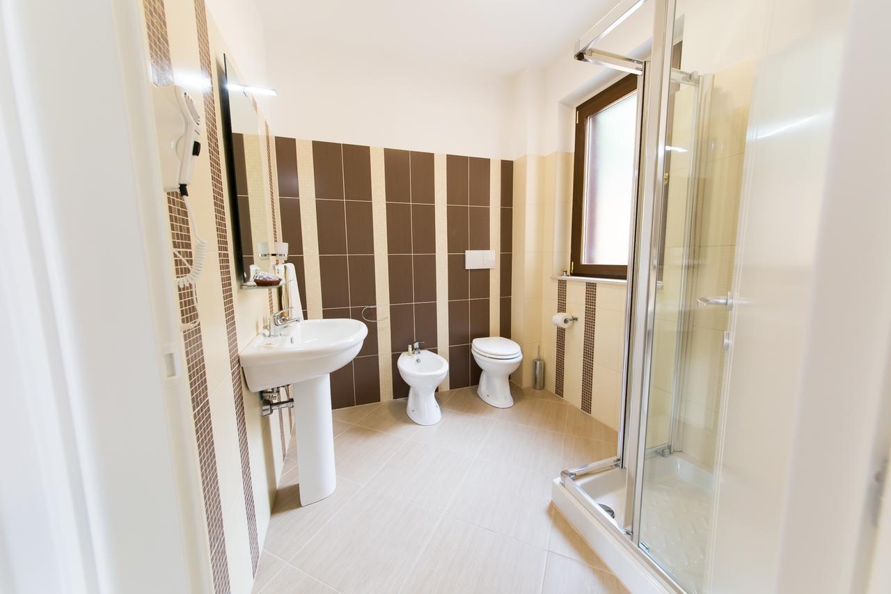 Il Piccolo Diavolo Apartment Taormina Bagian luar foto