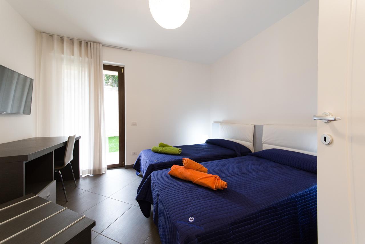 Il Piccolo Diavolo Apartment Taormina Bagian luar foto