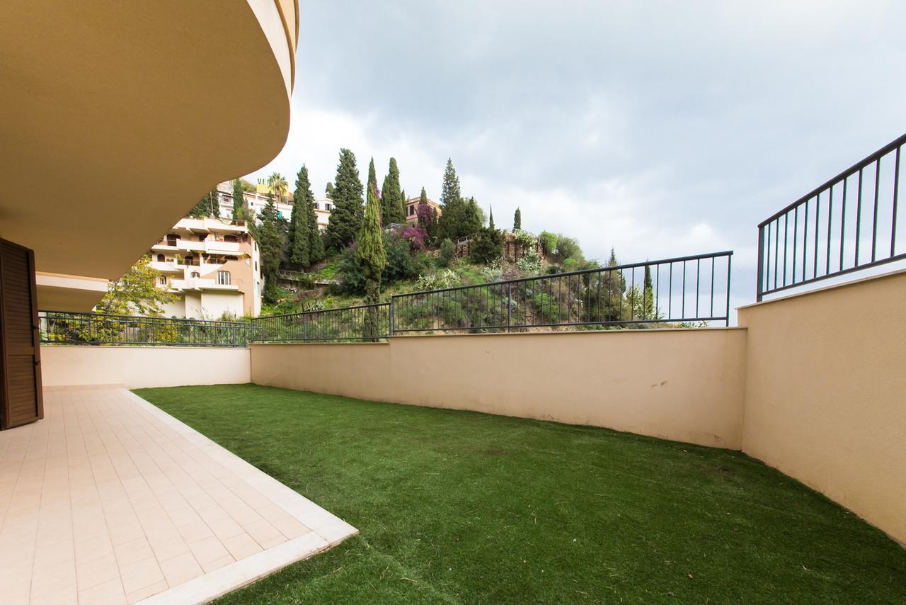 Il Piccolo Diavolo Apartment Taormina Bagian luar foto