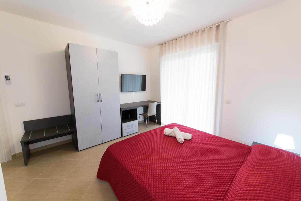 Il Piccolo Diavolo Apartment Taormina Bagian luar foto